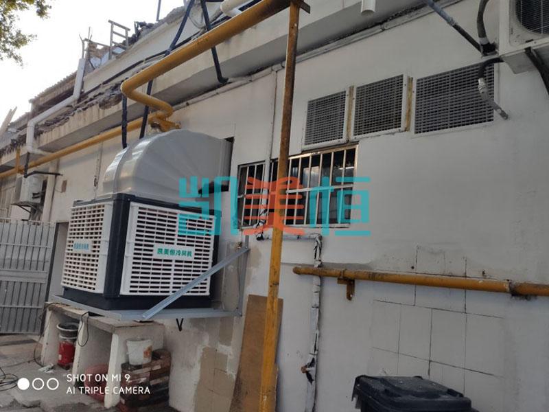 <a href=http://m.jmald.cn target='_blank'>凱美恒</a>水簾空調(diào)解決餐廳廚房太熱問題 凱美恒水簾空調(diào)解決餐廳廚房太熱問題